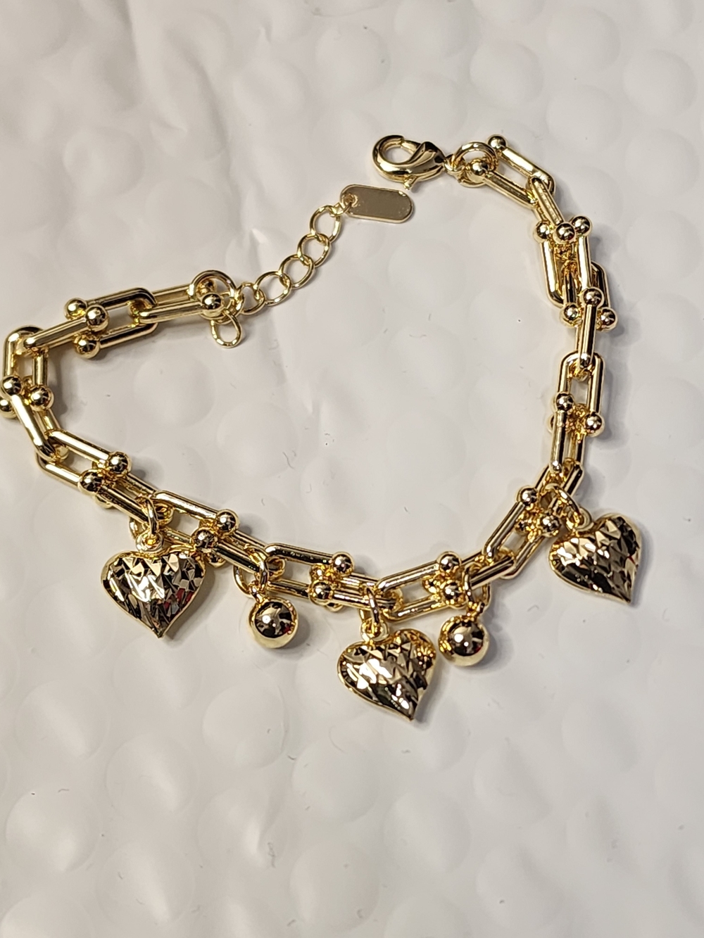 Gold Heart Charm Bracelet for Women - Dainty Link Chain with Hanging Hearts. NWO